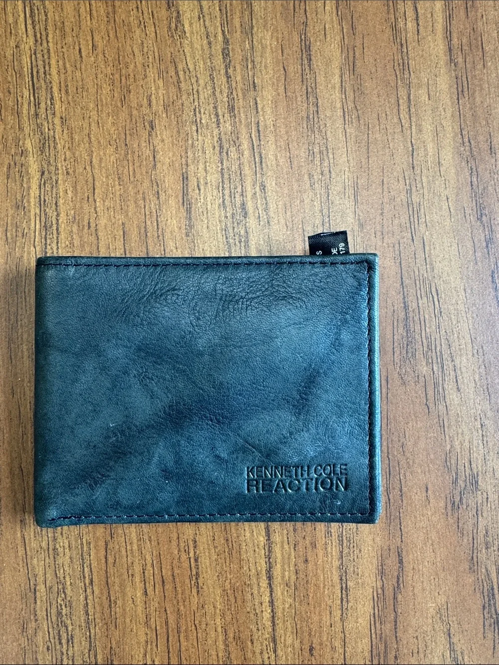 Kenneth Cole Reaction Black Leather Bifold Card Wallet